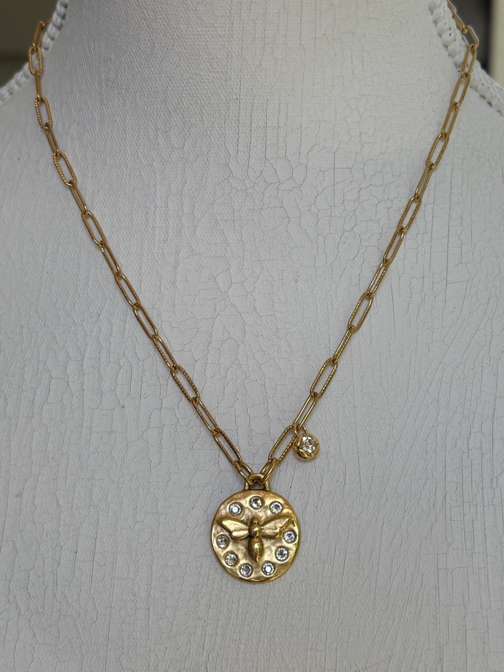 French Honey Bee Charm Necklace - Picture 4 of 6